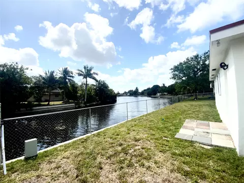 1104 Pinehurst, North Lauderdale, FL 33068 photo 64
