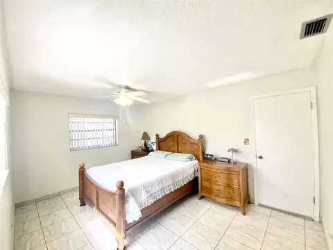 1104 Pinehurst, North Lauderdale, FL 33068 photo 46