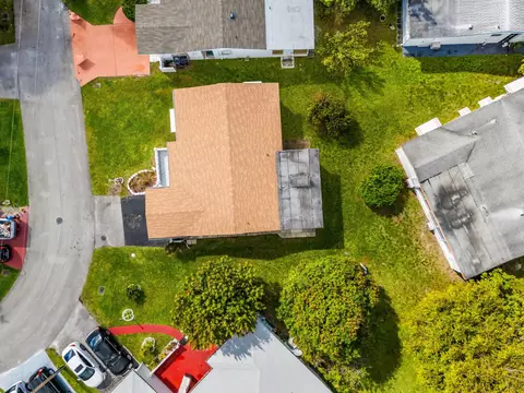 4383 NW 47 Ter, Lauderdale Lakes, FL 33319