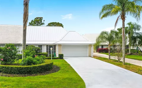 2928 SE Fairway #18, Stuart, FL 34997