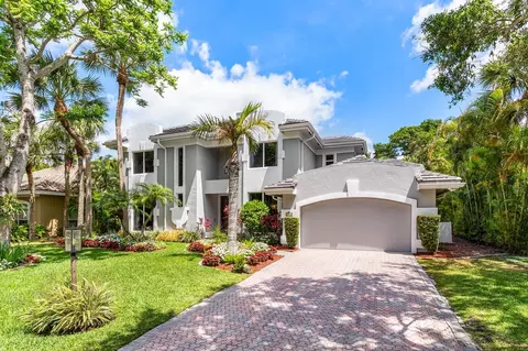 6041 NW 68th St, Parkland, FL 33067