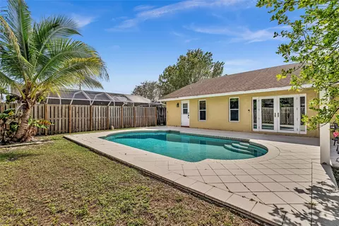 4510 NW 95th Ave, Sunrise, FL 33351