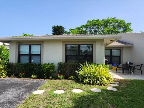 7532 Deuce Ln #7532, Greenacres, FL 33467