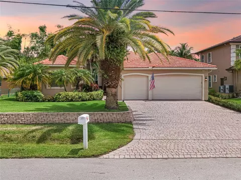 11660 NW 23rd St, Plantation, FL 33323