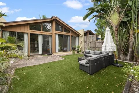 6110 NW 34th Ter, Fort Lauderdale, FL 33309