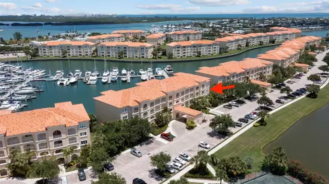 15 Harbour Isle Dr #306, Fort Pierce, FL 34949