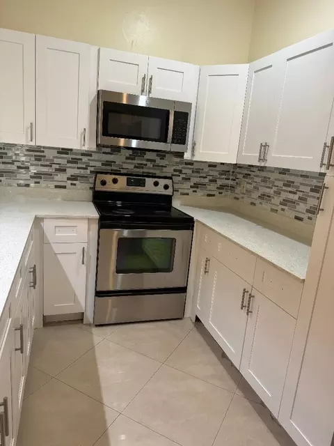 5201 SW 31st Ave #241, Fort Lauderdale, FL 33312