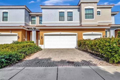 112 W Astor Cir, Delray Beach, FL 33484