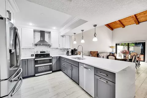 3319 Oak Dr #3319, Hollywood, FL 33021