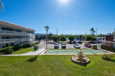 1965 SE 5th Ct #206, Pompano Beach, FL 33060