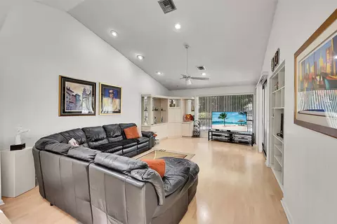 11008 NW 3rd St, Coral Springs, FL 33071 photo 19