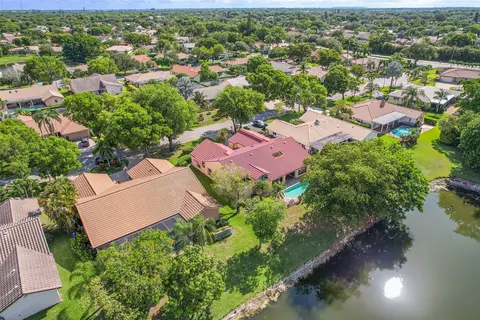 11008 NW 3rd St, Coral Springs, FL 33071 photo 48