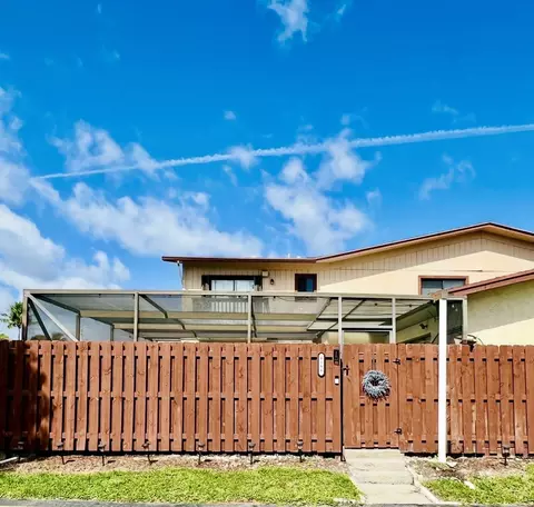 4188 N Landar Dr, Greenacres, FL 33463