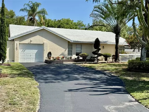 1167 NW 90th Ln, Coral Springs, FL 33071
