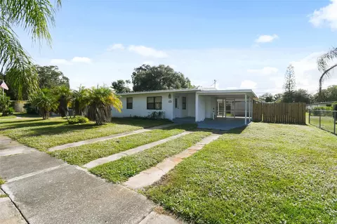 140 SE Serenata Ct, Port Saint Lucie, FL 34983