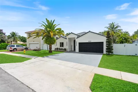 5820 SW 102nd Ave, Cooper City, FL 33328