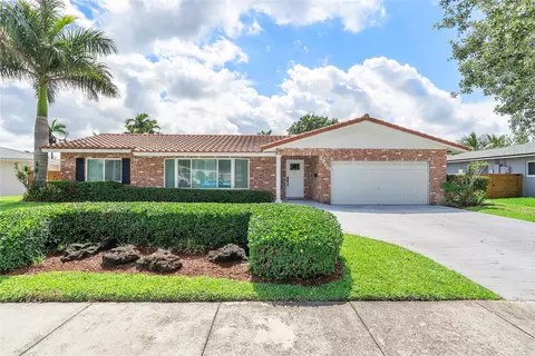 1960 SW 56th Ave, Plantation, FL 33317