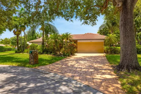 5044 NW 90th Ter, Coral Springs, FL 33067