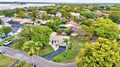 4060 NW 115th Ave, Coral Springs, FL 33065