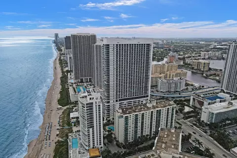 4001 S Ocean Dr #5K, Hollywood, FL 33019