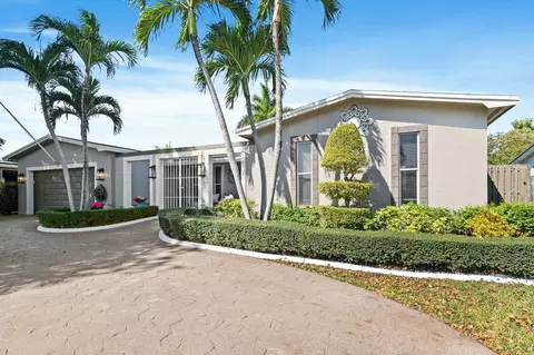 1400 NW 114th Ave, Pembroke Pines, FL 33026