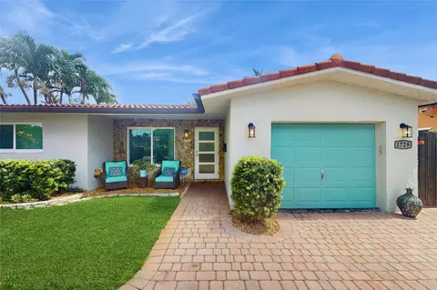 1729 NW 37th St, Oakland Park, FL 33309