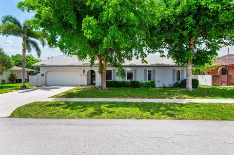 1544 NW 9th St, Boca Raton, FL 33486