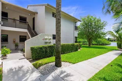 3665 NW 35th St #1674, Coconut Creek, FL 33066