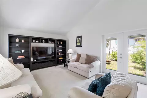 2920 E Aviary Dr, Hollywood, FL 33026 photo 8