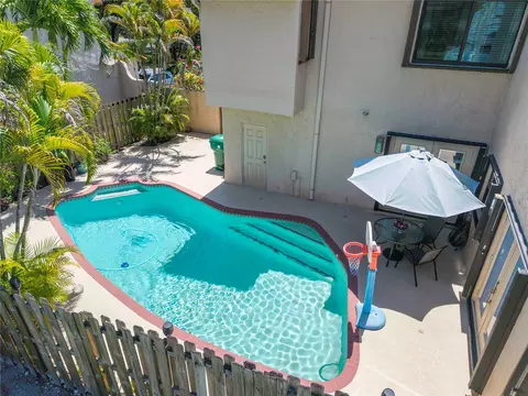 2920 E Aviary Dr, Hollywood, FL 33026 photo 43