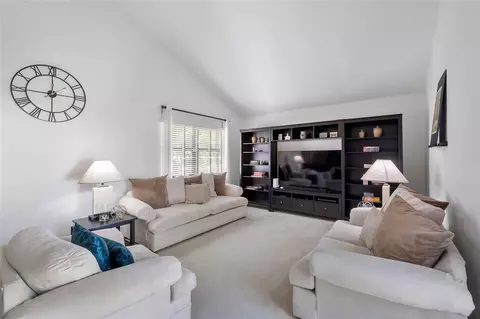 2920 E Aviary Dr, Hollywood, FL 33026 photo 9