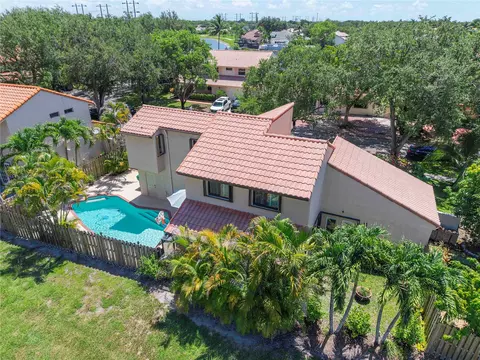 2920 E Aviary Dr, Hollywood, FL 33026 photo 59