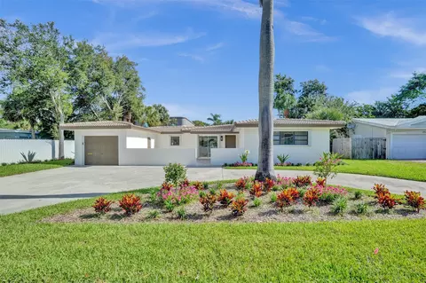 2111 NE 35th St, Lighthouse Point, FL 33064