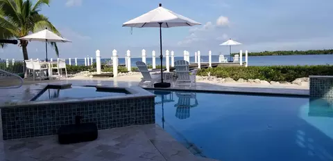 101 Windy Point Cir, Marathon, FL 33050 photo 7
