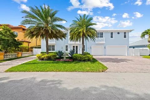 4161 NE 30th Ter, Lighthouse Point, FL 33064