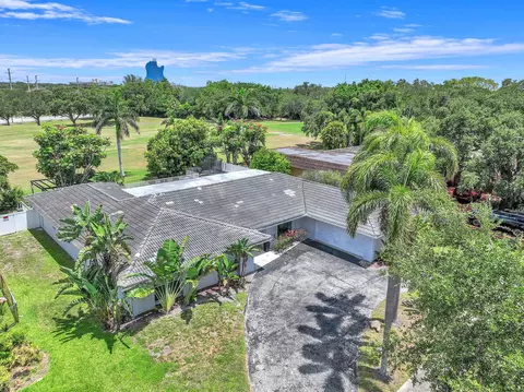 5421 N 36th Ct, Hollywood, FL 33021