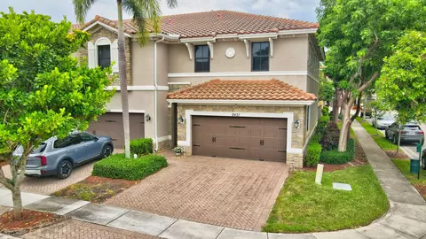 8451 Blue Cove Way, Parkland, FL 33076