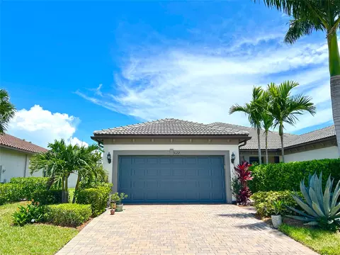 5122 Unity Sq, Vero Beach, FL 32967