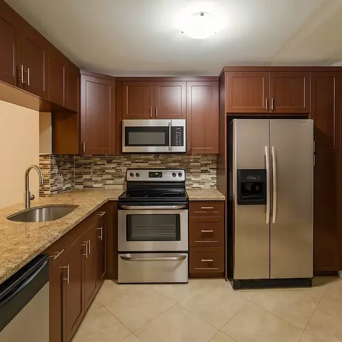 9319 Wedgewood Dr #C19, Tamarac, FL 33321