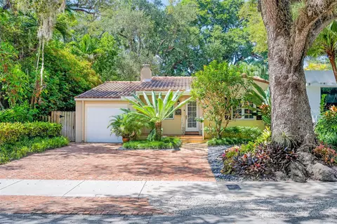 1617 SE 2nd St, Fort Lauderdale, FL 33301