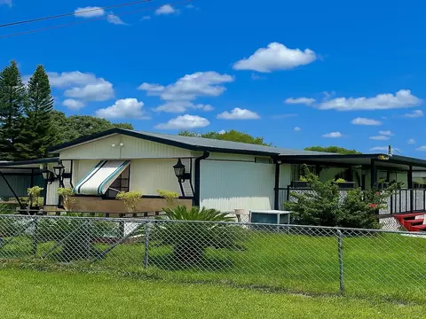 4143 SE 29th Ct, Okeechobee, FL 34974 photo 2
