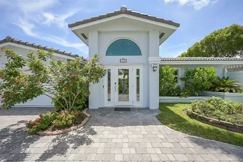 340 SE 5th Ave, Pompano Beach, FL 33060 photo 4