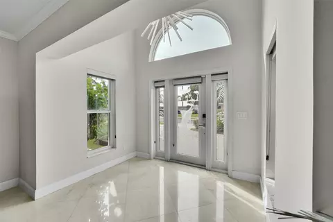 340 SE 5th Ave, Pompano Beach, FL 33060 photo 9