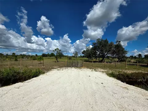 17019 NW 296th St, Okeechobee, FL 34972