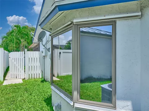 708 SE 3rd Ct, Dania Beach, FL 33004 photo 37