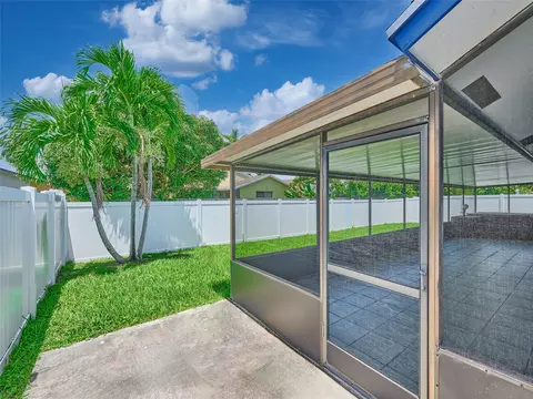 708 SE 3rd Ct, Dania Beach, FL 33004 photo 30