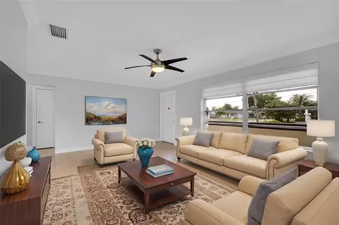 2510 NW 94th Ter, Sunrise, FL 33322