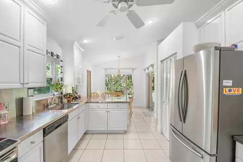 7151 SE Twin Oaks Cir, Stuart, FL 34997 photo 14