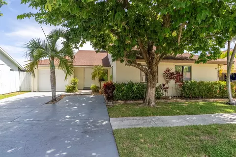 11467 Clear Creek Pl, Boca Raton, FL 33428