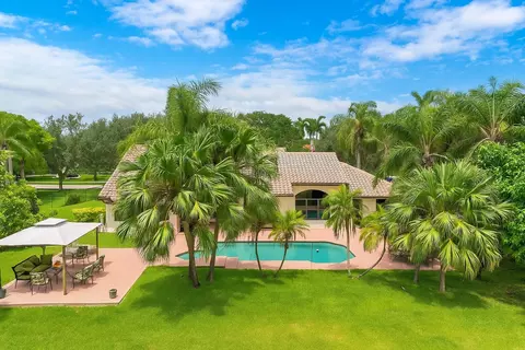 4150 SW 106th Ter, Davie, FL 33328